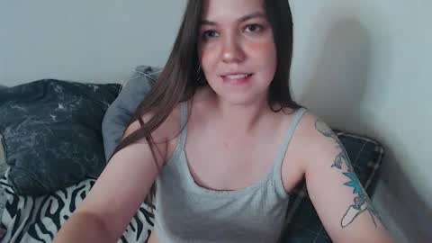 Erin online show from June 3, 2:33 pm