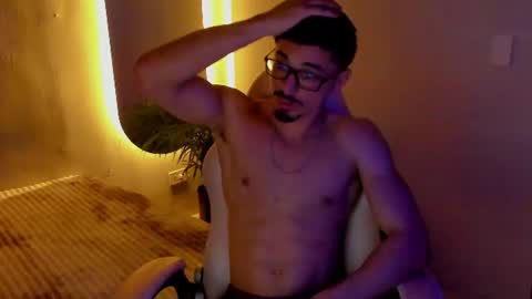 eros_becker_ online show from June 23, 2:41 am