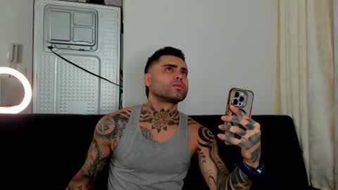Eroxxx online show from June 18, 7:03 am