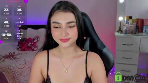 Esmeralda online show from May 21, 8:15 pm
