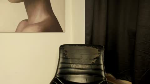 Ethan - Independent model online show from June 1, 8:10 pm