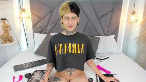 Ethan online show from July 22, 5:42 am