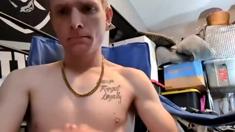 ethanbmx2001 online show from July 13, 10:13 pm