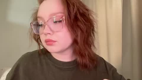 eva_kittenn online show from June 26, 12:21 pm