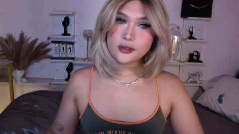 Queen Eva Mazikeen online show from July 11, 7:28 pm