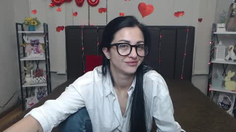 EvaClarkk online show from May 18, 4:07 am