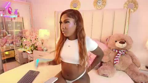 evangelin_ts online show from April 28, 1:37 pm