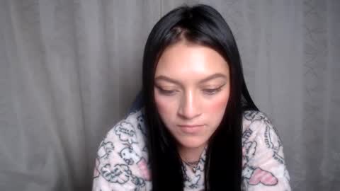 evangeline_petite online show from July 17, 2:02 am