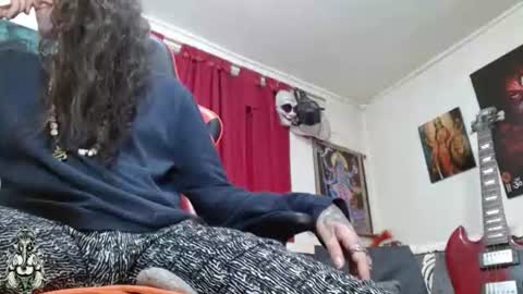 evans_xy online show from June 19, 1:33 am