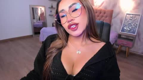 Eveline  online show from May 13, 7:01 pm