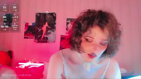 Eva  online show from May 20, 7:31 pm