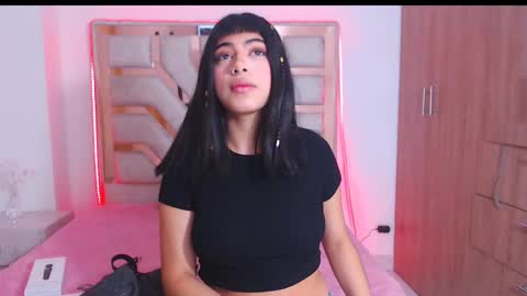 eylin_sofia online show from February 25, 4:24 am