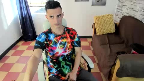 felipe colinss online show from June 1, 12:17 pm