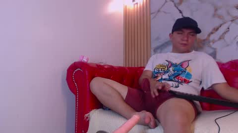 Felipe online show from May 31, 7:37 pm