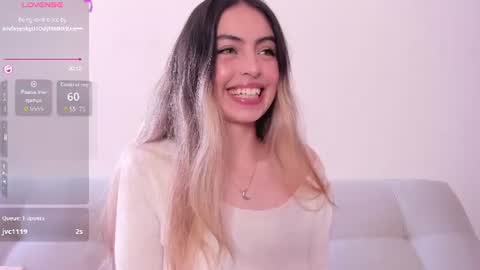 fernanda  online show from July 6, 3:47 pm