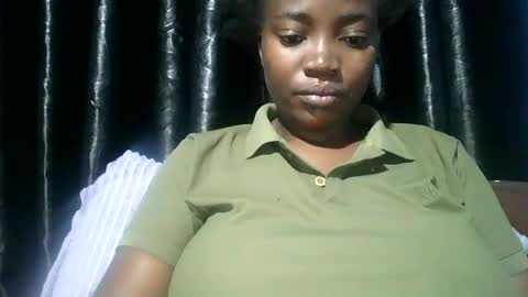 firegal02 online show from July 11, 2:49 am