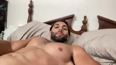 fitcurvyman4fun_69 online show from June 27, 5:52 pm