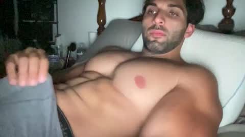 fitcurvyman4fun_69 online show from June 9, 3:39 am