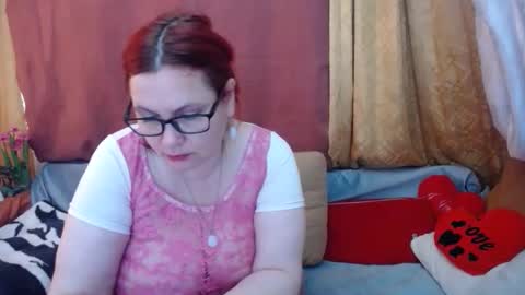 foxydesiree online show from May 15, 9:07 am