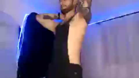 frankdanielsmolano online show from July 10, 4:39 am
