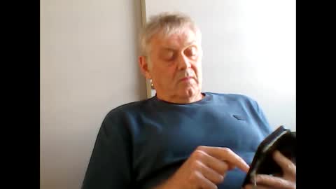 frannkboy61 online show from June 4, 6:14 pm