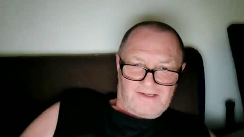 Wolfi online show from July 5, 12:45 pm