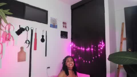 Lia Gomez online show from May 16, 2:08 am