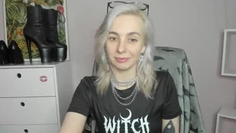 Anne online show from June 17, 6:40 am