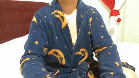 gaby  layla online show from May 19, 6:48 pm