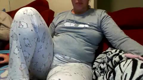 gaby  layla online show from June 2, 12:12 am