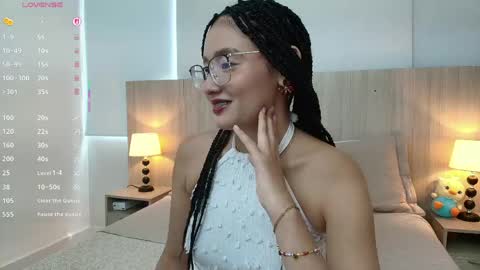Gabriela Vargas online show from June 3, 7:19 pm