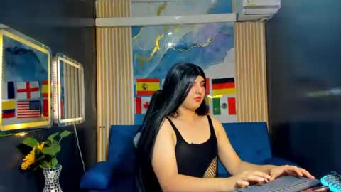 GABY GIL online show from June 19, 2:45 pm