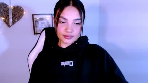 My name is Gabriela.. nice to meet you thumbs up please its very important to me online show from June 5, 5:57 am