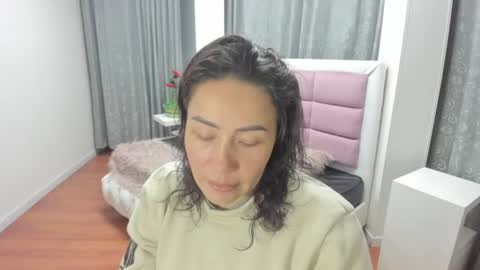 gabriela online show from July 16, 10:07 am