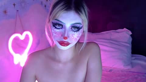 gabygumms online show from May 17, 8:12 am
