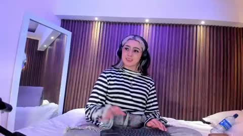 gabyrose9 online show from May 7, 8:15 pm