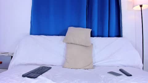 gal_stone_ online show from June 23, 1:02 am