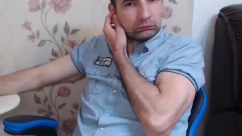 Gianni online show from April 27, 6:49 pm