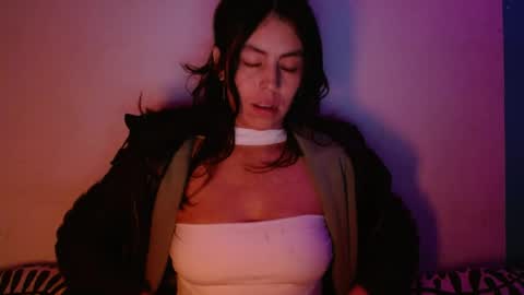 Alejandra online show from May 17, 6:00 am