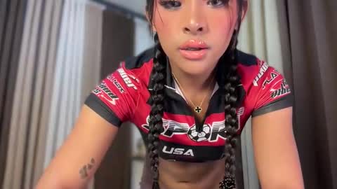 queen ronna online show from May 7, 12:06 am
