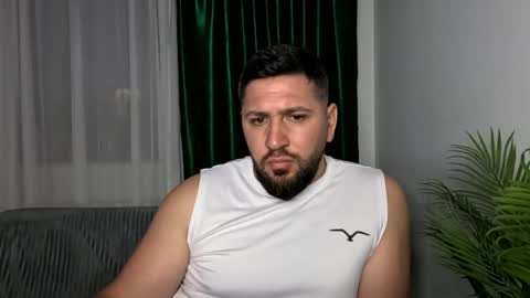 gold_alpha_boy online show from May 12, 8:51 pm