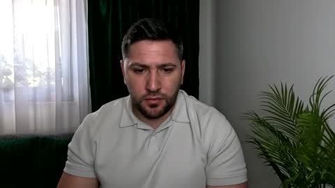 gold_alpha_boy online show from May 17, 9:51 am