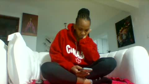 goldenmusexo online show from June 24, 10:28 pm