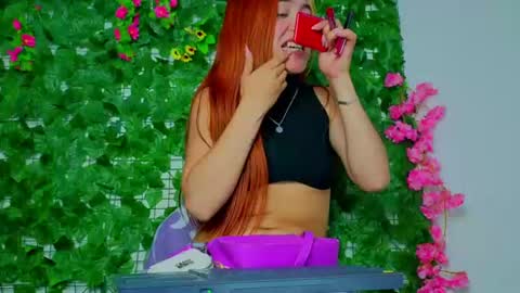 goodgirl_honey online show from July 2, 3:23 am