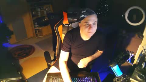 google5001 online show from August 1, 2:02 am
