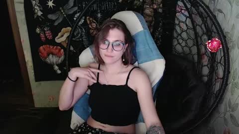Lina online show from May 17, 2:26 pm