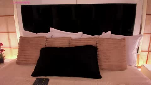 Greta Velvet  online show from May 18, 7:53 pm