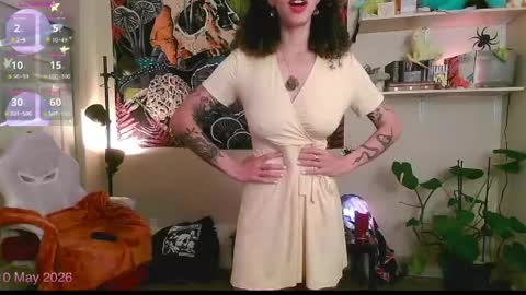 Kylie online show from May 10, 4:13 pm