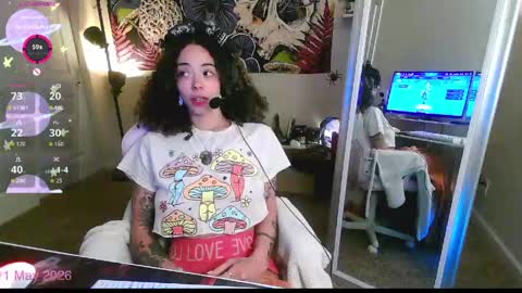 Kylie online show from May 11, 4:37 pm