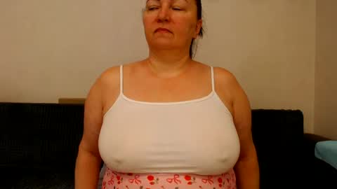 hairy vicky online show from August 2, 4:09 pm